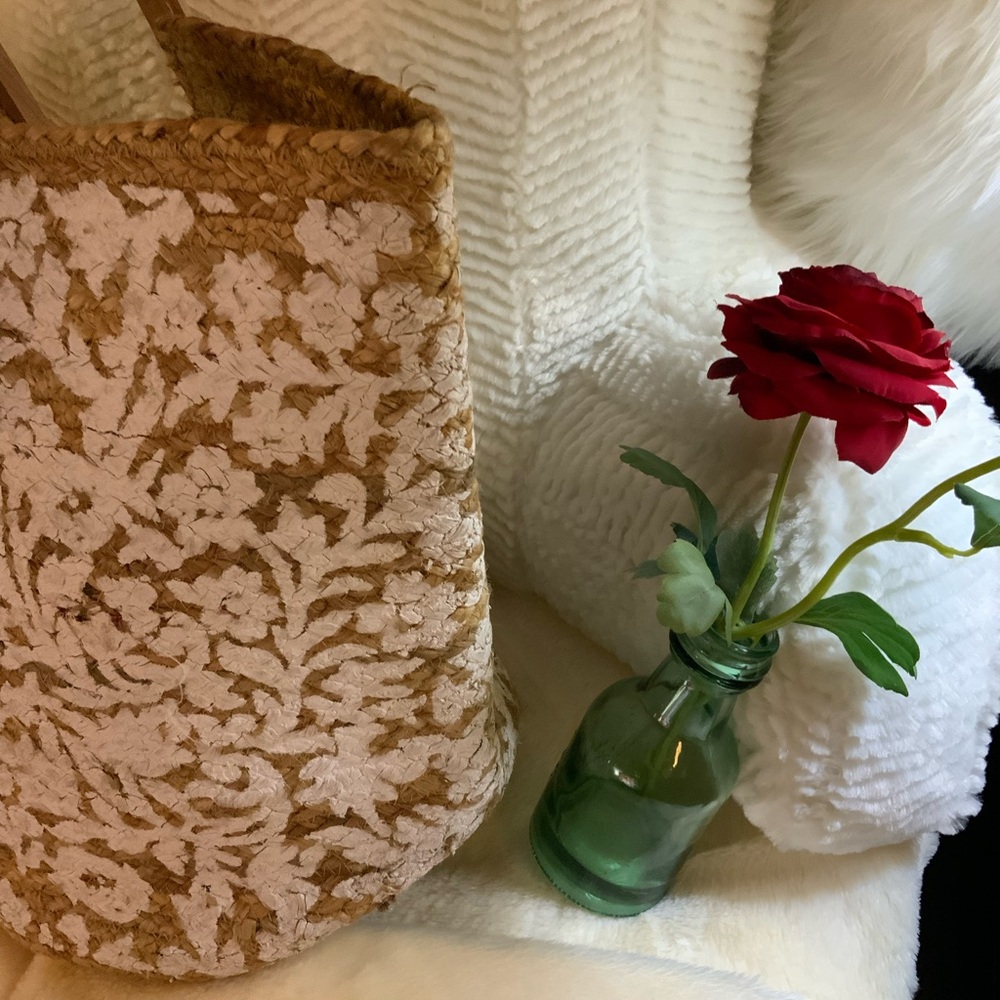 Antik Kraft Floral Patterned Basket in Tan and Cream - Picture 3 of 9